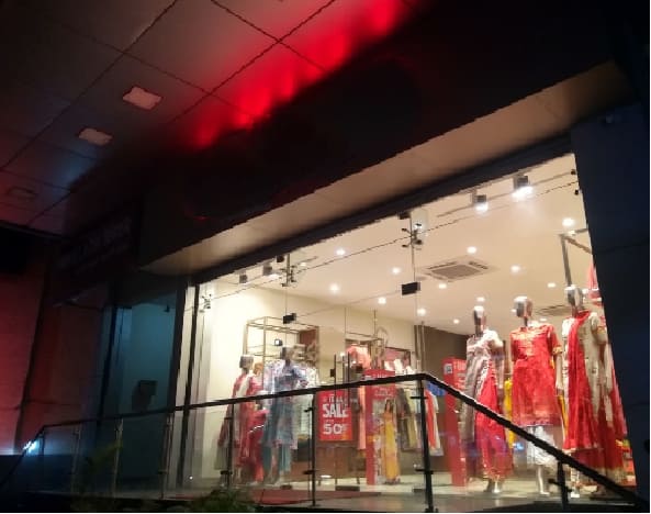 Prime Showroom Space